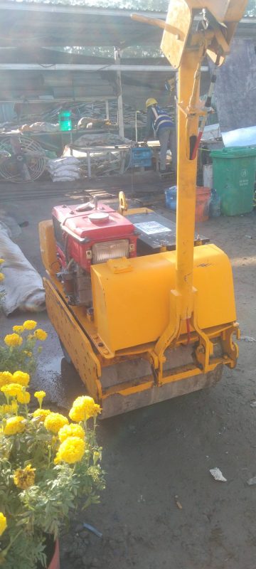 Cho thuê xe lu dắt tay Bình Chánh – Máy xây dựng Lộc Thọ Phát