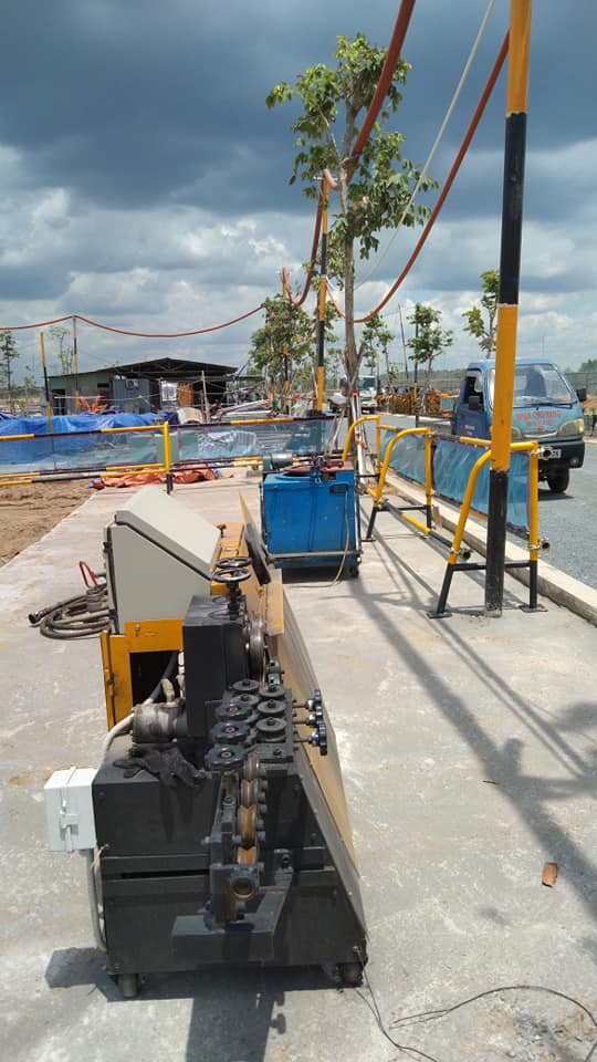 Máy bẻ đai sắt tự động Máy bẻ đai sắt tự động