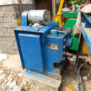 Máy chặt sắt TOYO D33