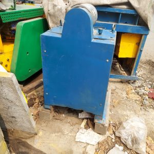 Máy chặt sắt TOYO D33