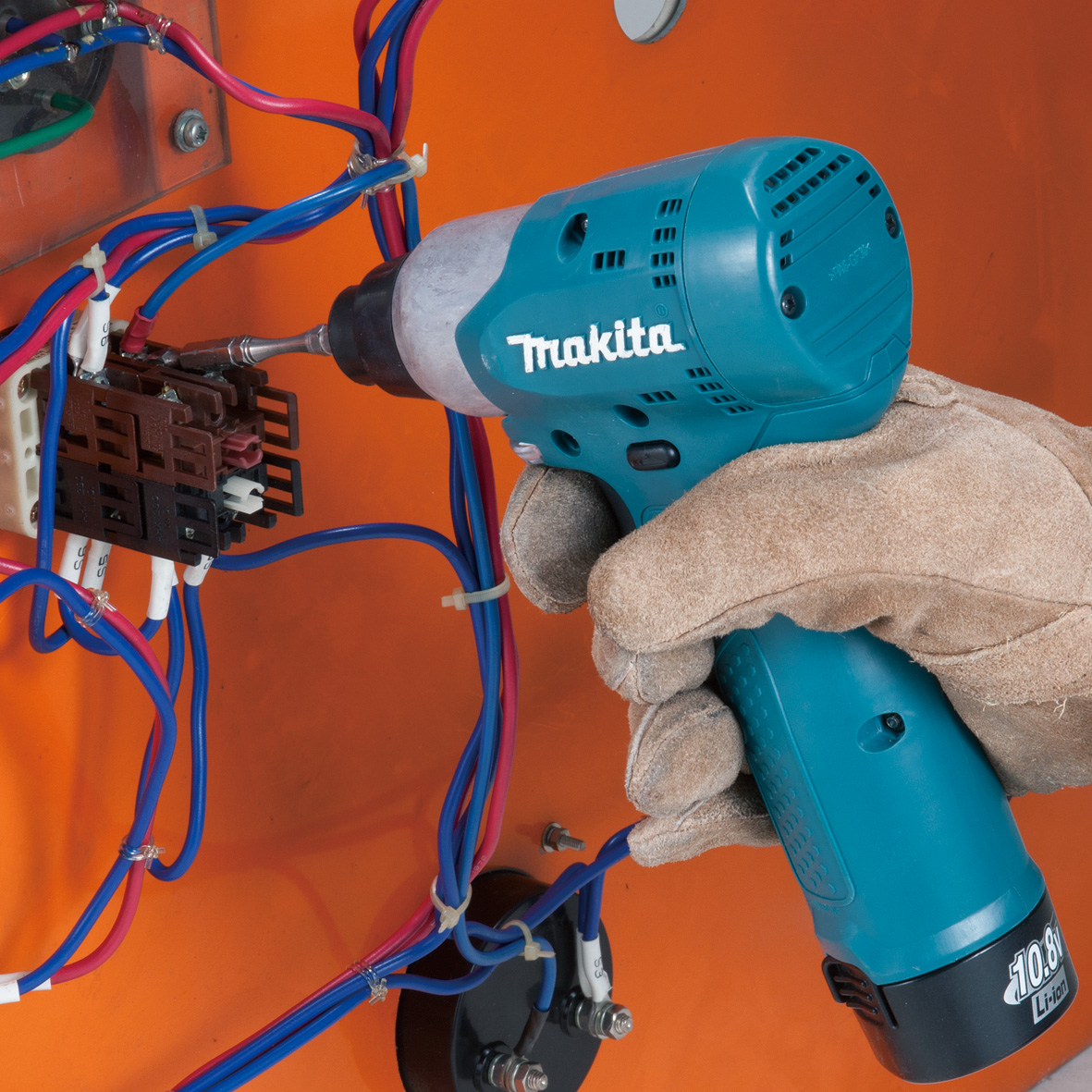 Máy Bắt Vít Chạy Pin Makita TD091DZ Máy Bắt Vít Chạy Pin Makita TD091DZ