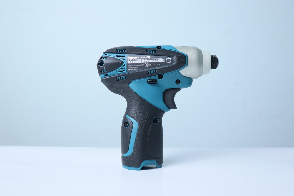 Máy Bắt Vít Chạy Pin Makita TD090DZ Máy Bắt Vít Chạy Pin Makita TD090DZ