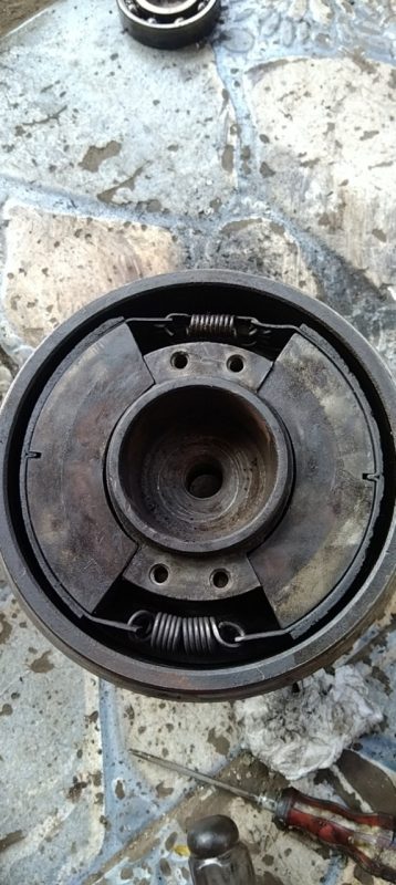 sửa chữa xe lu dắt tay