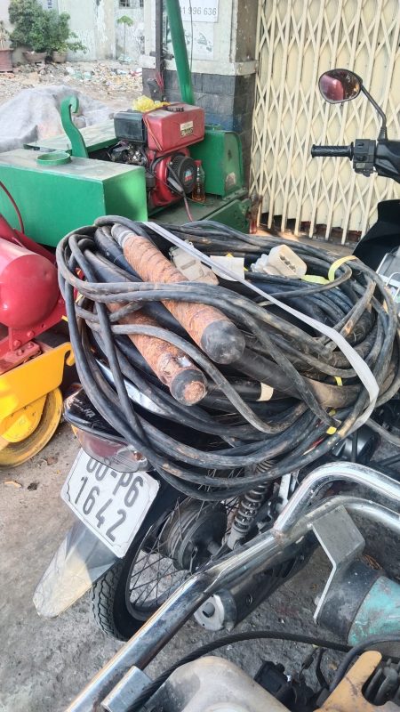 dây đầm dùi biến tần