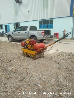 thuê xe lu dắt tay 500kg
