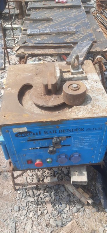 cho thuê máy uốn sắt 220V phi 25